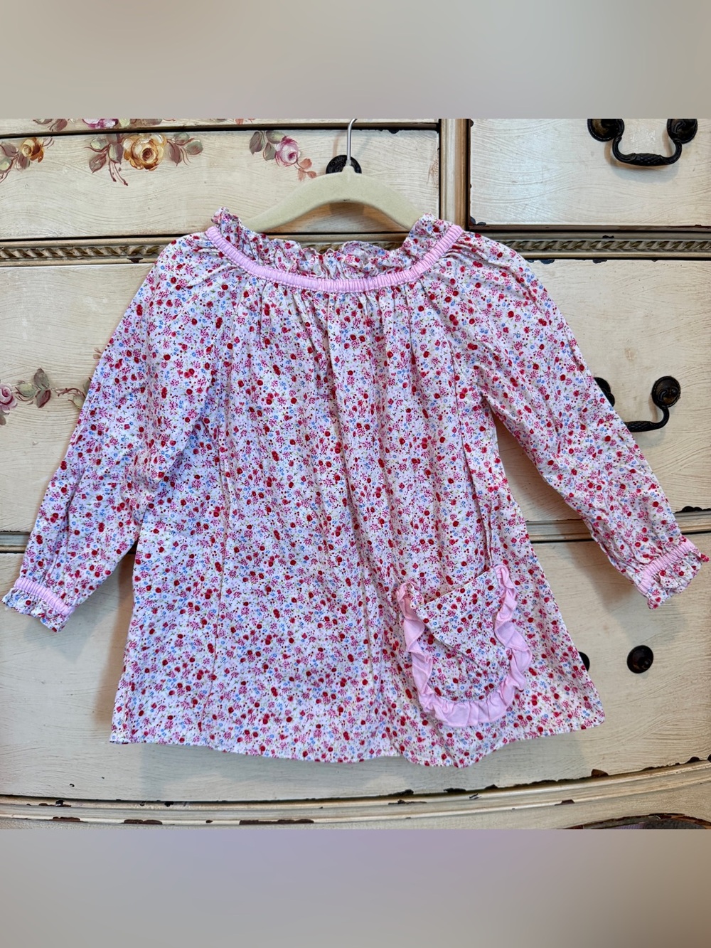 Girls' Pink Floral Long-Sleeve Pajama Top with Ruffle Pocket